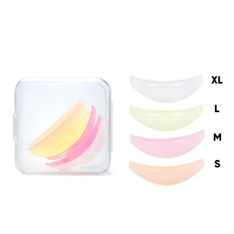 FUNMIX Silicone Lash Lift Kit with 3D eyelash perming and curling pads in sizes S to XL, stored in a clear compact case for easy use.